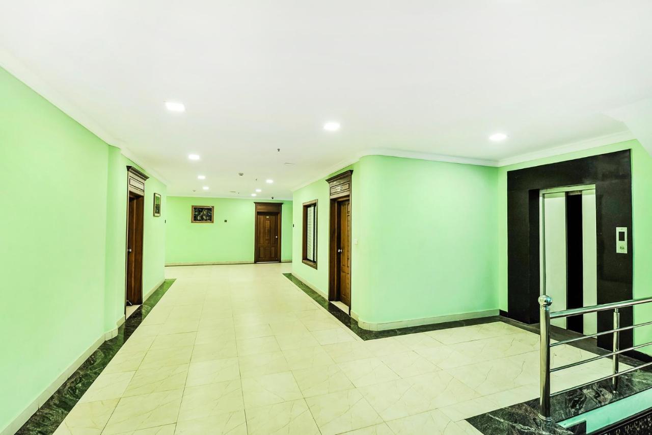 Fabhotel Kangappadan Residency Ramavarmapuram Thrissur Buitenkant foto